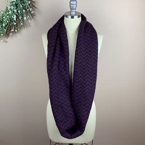 J. CREW Navy Blue and Burgundy Infinity Scarf - Onesize